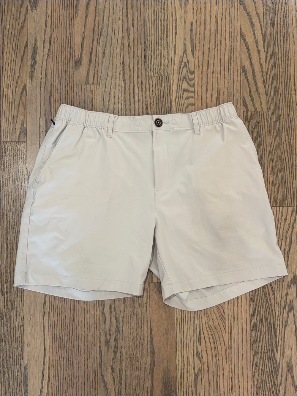 chubbies Cream Lightweight Hybrid Shorts